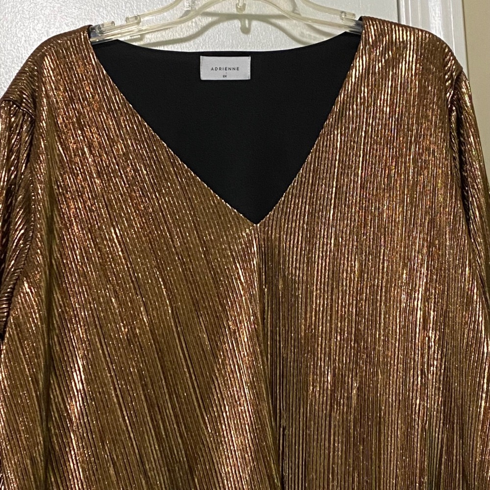 Copper Metallic Adrienne Pleated V-neck Top 2X Disco Glam Holiday NYE Made USA - Picture 2 of 6